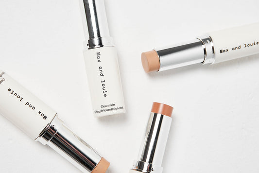 How an Airbrush Makeup Stick Changes Your Base