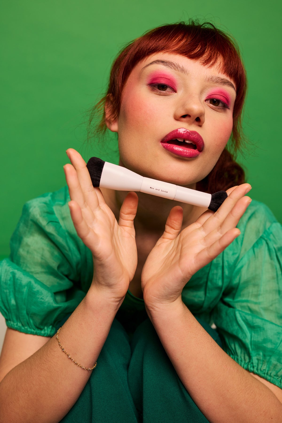 Multi task blending brush